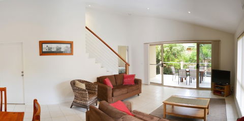 Parker By The Sea - Gold Coast 4U 1