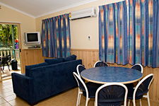 Pleasurelea Tourist Resort And Caravan Park - Accommodation Gold Coast 2