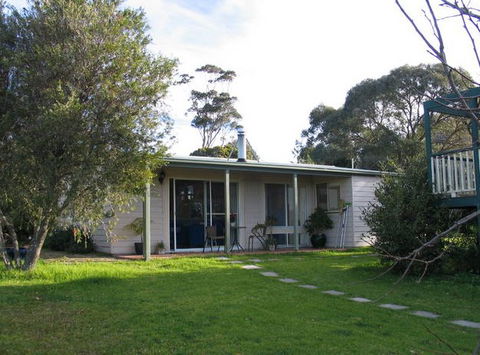 The Lodge - Far Meadow - Accommodation Gold Coast 5