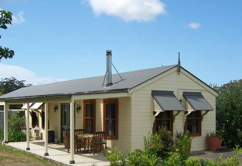 Hillcrest Cottage - Accommodation Gold Coast 1