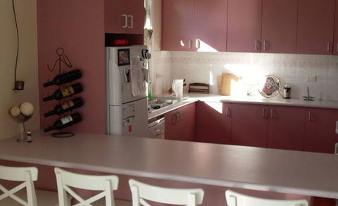 Bush And Bay Cottage - Accommodation Gold Coast 1