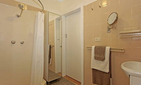 C'est La Vie Manyana - Accommodation Gold Coast 0