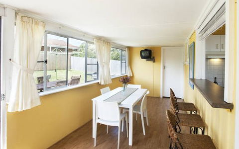 C'est La Vie Manyana - Accommodation Gold Coast 1