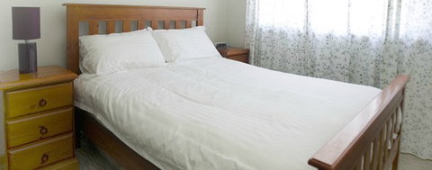 Black Bream Point Holiday Cabins - 1 Gold Coast 4