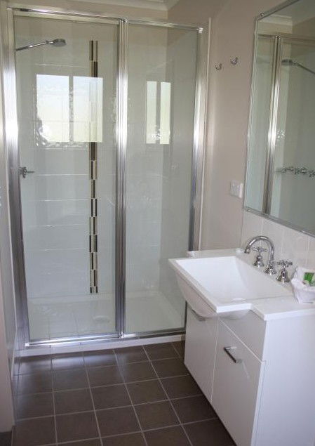 Bowlo Holiday Cabins - Accommodation Gold Coast 2