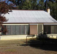 Kookaburra Cottage - Pooncarie - Gold Coast 4U