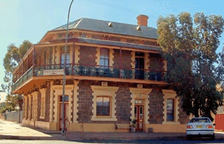 Duke of Cornwall Inn - Accommodation Gold Coast