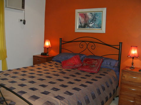 Sonjas Bed And Breakfast - Gold Coast 4U 1