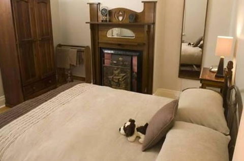 Emaroo Cottage On Williams Street - Accommodation Gold Coast 1