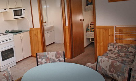 Euston Club Resort - Accommodation Gold Coast 1