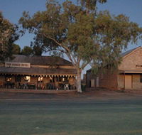 Tooles Family Hotel - Accommodation Gold Coast