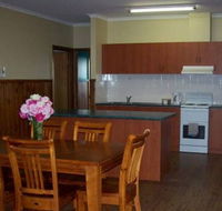 Riverland Holiday Cottage - Accommodation Gold Coast