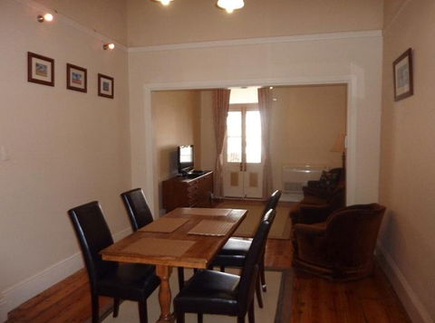 Royal Apartment - Accommodation Gold Coast 1