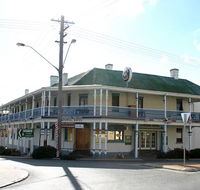 Imperial Hotel Bombala - Gold Coast 4U