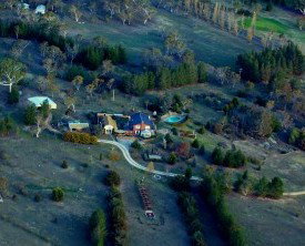 Castanian - Accommodation Gold Coast 0