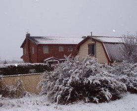 Castanian - Accommodation Gold Coast 2