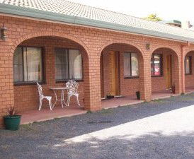Cooma Country Club Motor Inn - Gold Coast 4U 0