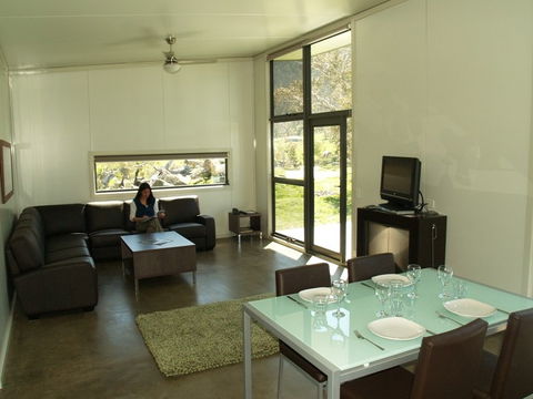 Alpine Habitats - Accommodation Gold Coast 3