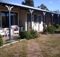 Snowy Vineyard Cottage - Accommodation Gold Coast