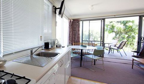 Queens Cottage - Accommodation Gold Coast 2