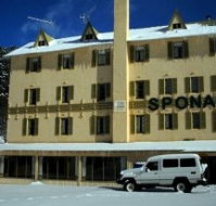 Sponars Chalet - Gold Coast 4U