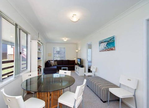 Beach House Fingal Bay - Gold Coast 4U 2