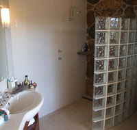 Clarendon Forest Retreat - Accommodation Gold Coast