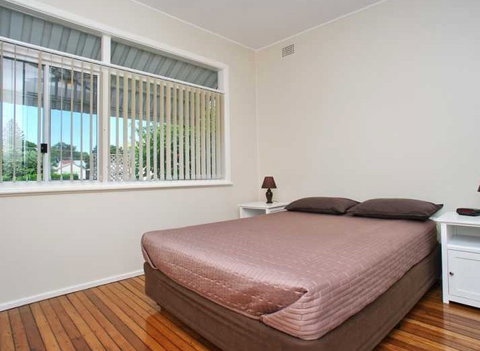 28 Rigney Street - Accommodation Gold Coast 2