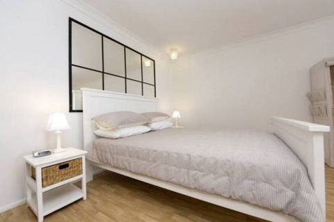 A Beach House On Sunset - Accommodation Gold Coast 3