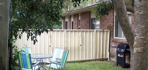 2 Dogs Cottages - Accommodation Gold Coast 2