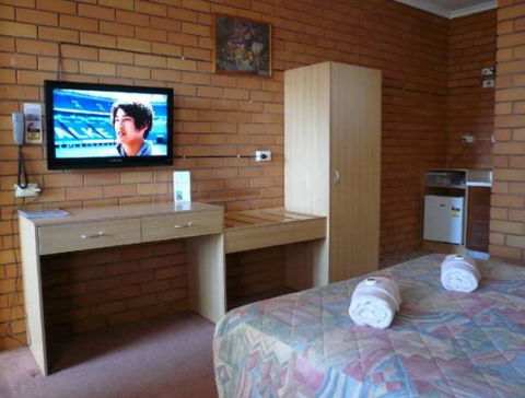 Grong Grong Motor Inn - Gold Coast 4U 1