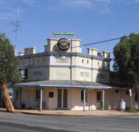 Royal Hotel Grong Grong - Gold Coast 4U