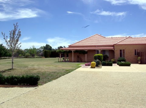Fairways Bed And Breakfast At Jerilderie - Accommodation Gold Coast 0