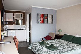 Camellia Motel - Accommodation Gold Coast 3