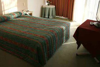 Charles Sturt Hotel - Accommodation Gold Coast 2