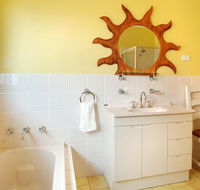 Burra by the Beach - Gold Coast 4U