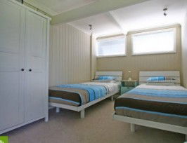 Aqua Bamboo - Accommodation Gold Coast 3