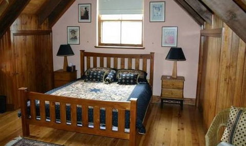 Bonn Abbey - Accommodation Gold Coast 4