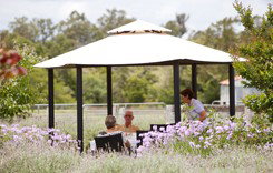 Camelot Retreat - Accommodation Gold Coast 2