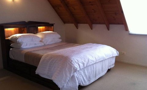 Artist Cottage Ogishi Craft Centre - Accommodation Gold Coast 1