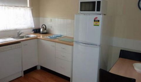 Baybrook Motor Inn - Accommodation Gold Coast 0