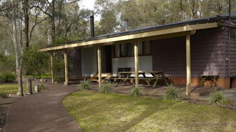 Belford Cabins - Accommodation Gold Coast 3