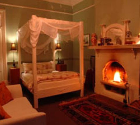 Broomelea - Accommodation Gold Coast 1