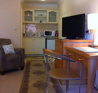 Champagne Rose Suite - Gold Coast 4U
