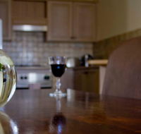 Bathurst Heritage Apartments and Cottages - Gold Coast 4U