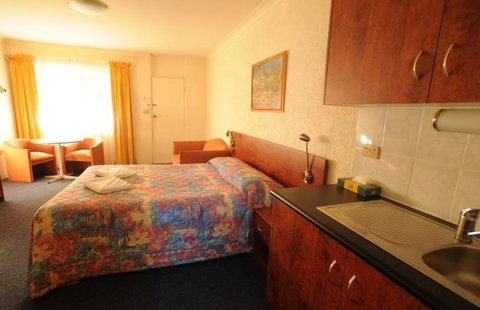 Amber Court Coonabarabran - Accommodation Gold Coast 5