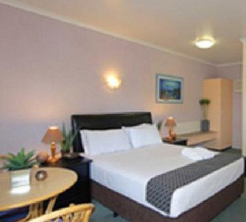 Alexandras On Takalvan - Accommodation Gold Coast 7