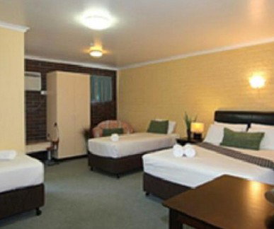 Alexandras On Takalvan - Accommodation Gold Coast 8