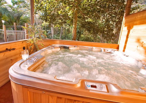 Rainforest Ranch - Accommodation Gold Coast 2