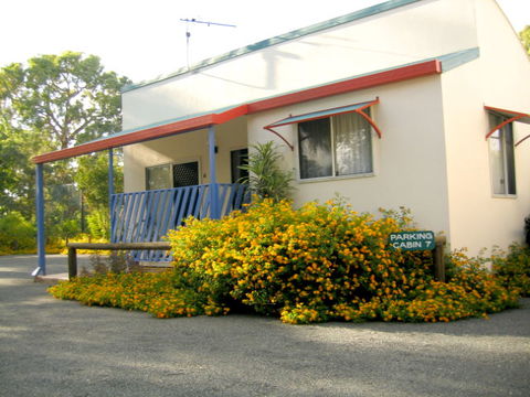 Sunlover Lodge Holiday Units And Cabins - Accommodation Gold Coast 3